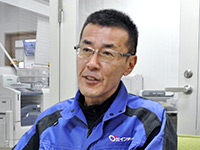 専務取締役の福井英二さん。