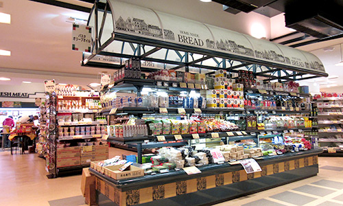 カジマート みなみ店の店内。