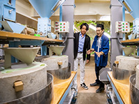 河村隆一の訪問!エコスポット「株式会社 霧下そば本家」