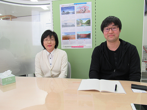 津田信子社長と津田勇輝部長